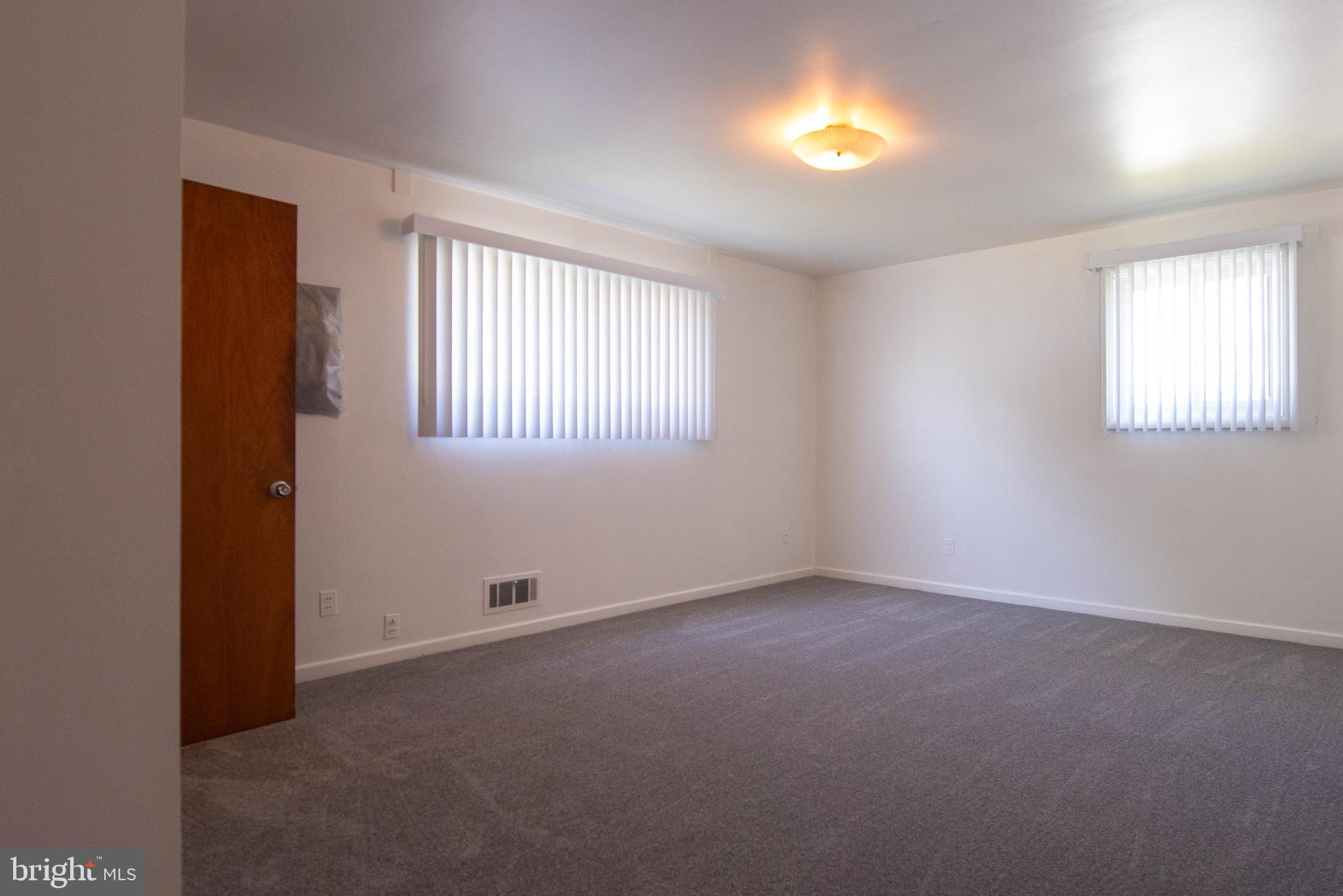 SHIRLEY HILLS - Residential