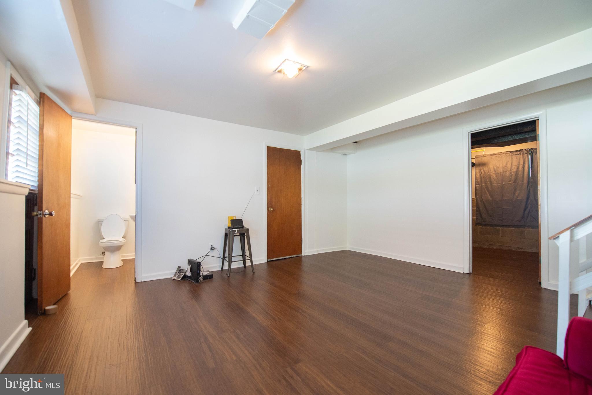 SHIRLEY HILLS - Residential