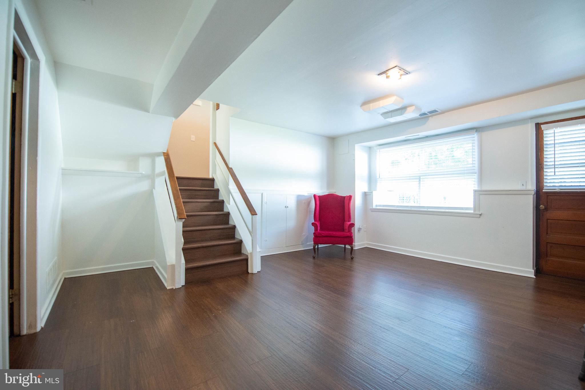 SHIRLEY HILLS - Residential