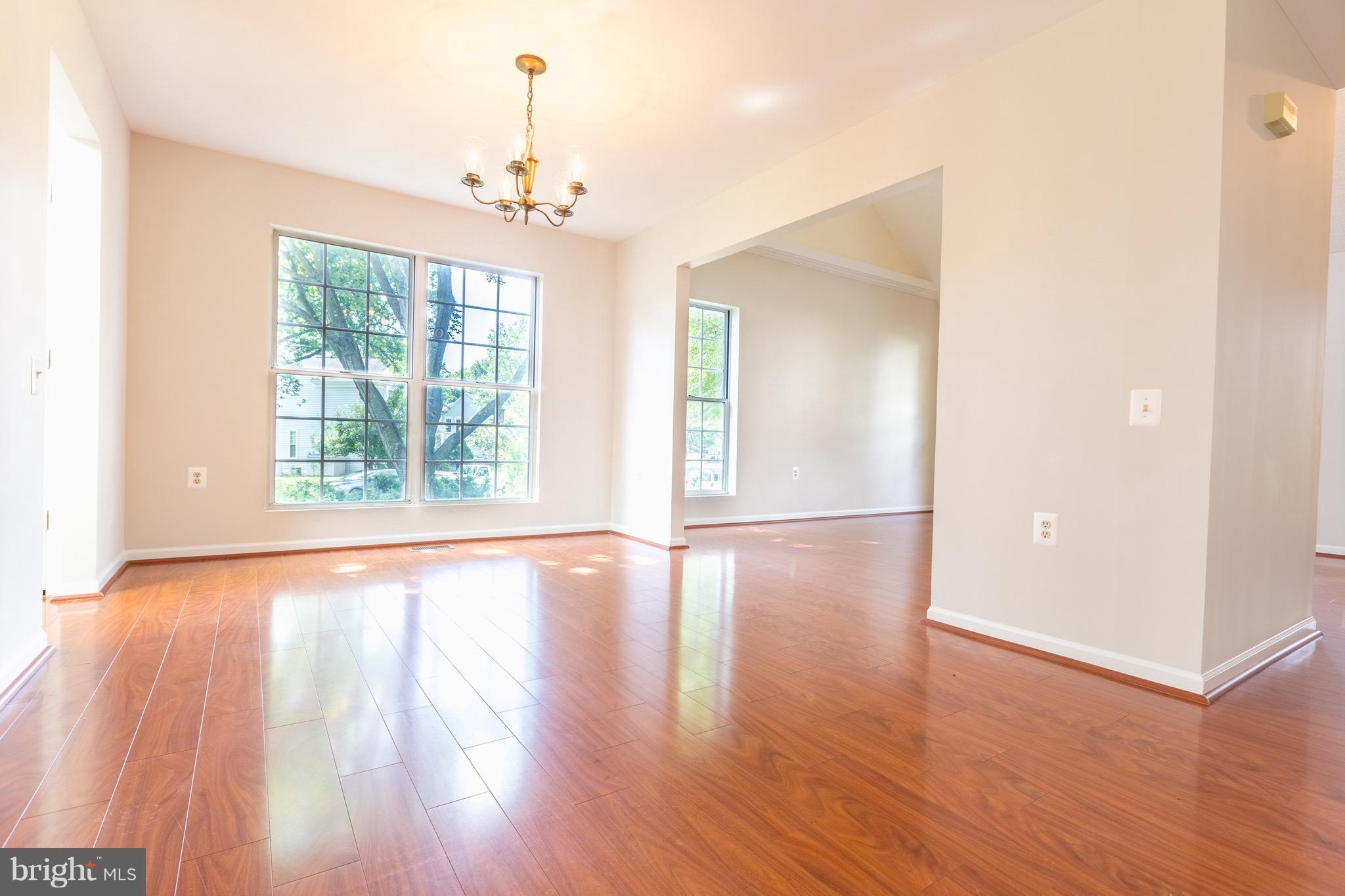 FOXRIDGE - Residential Lease