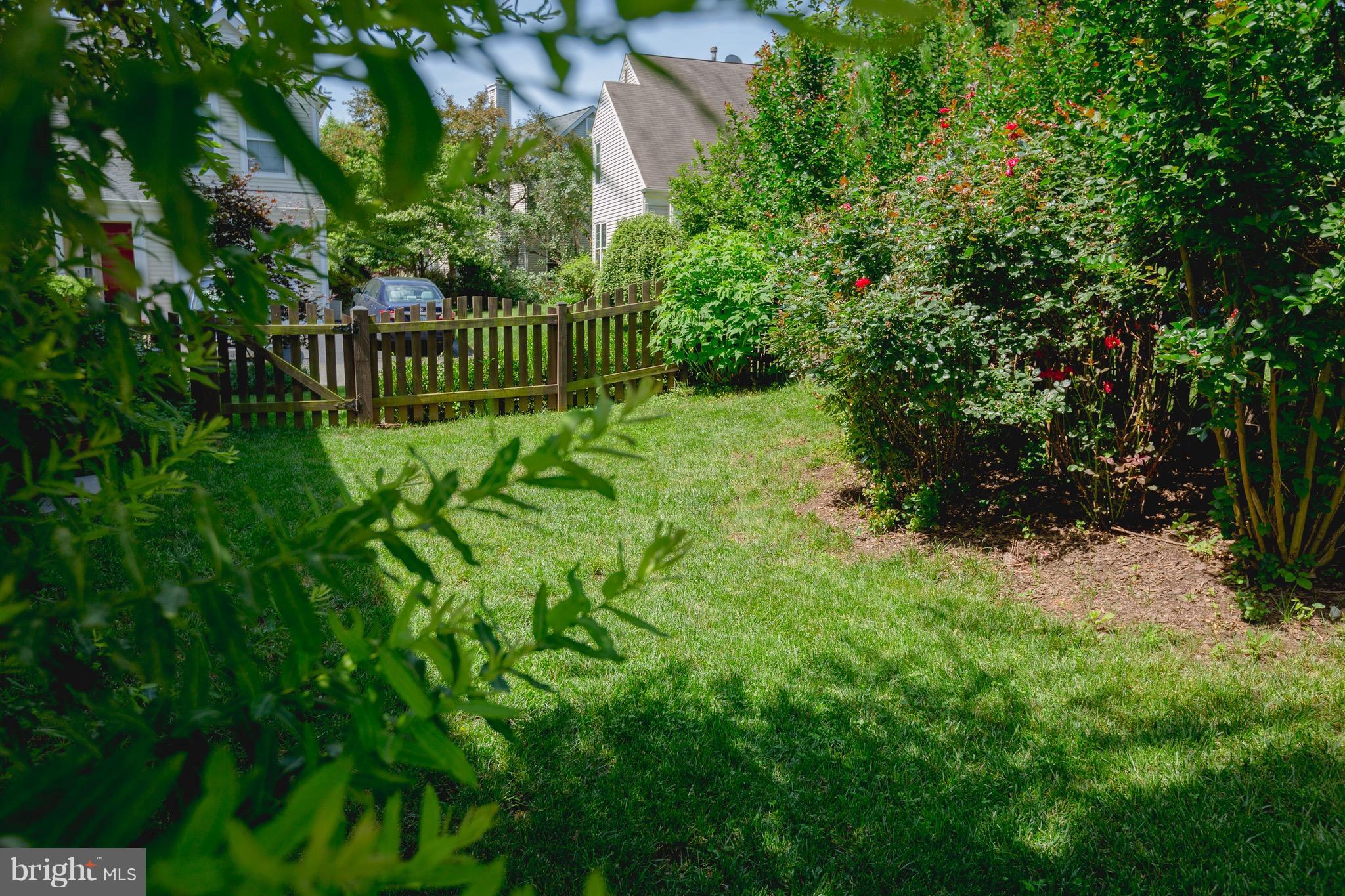 FOXRIDGE - Residential Lease