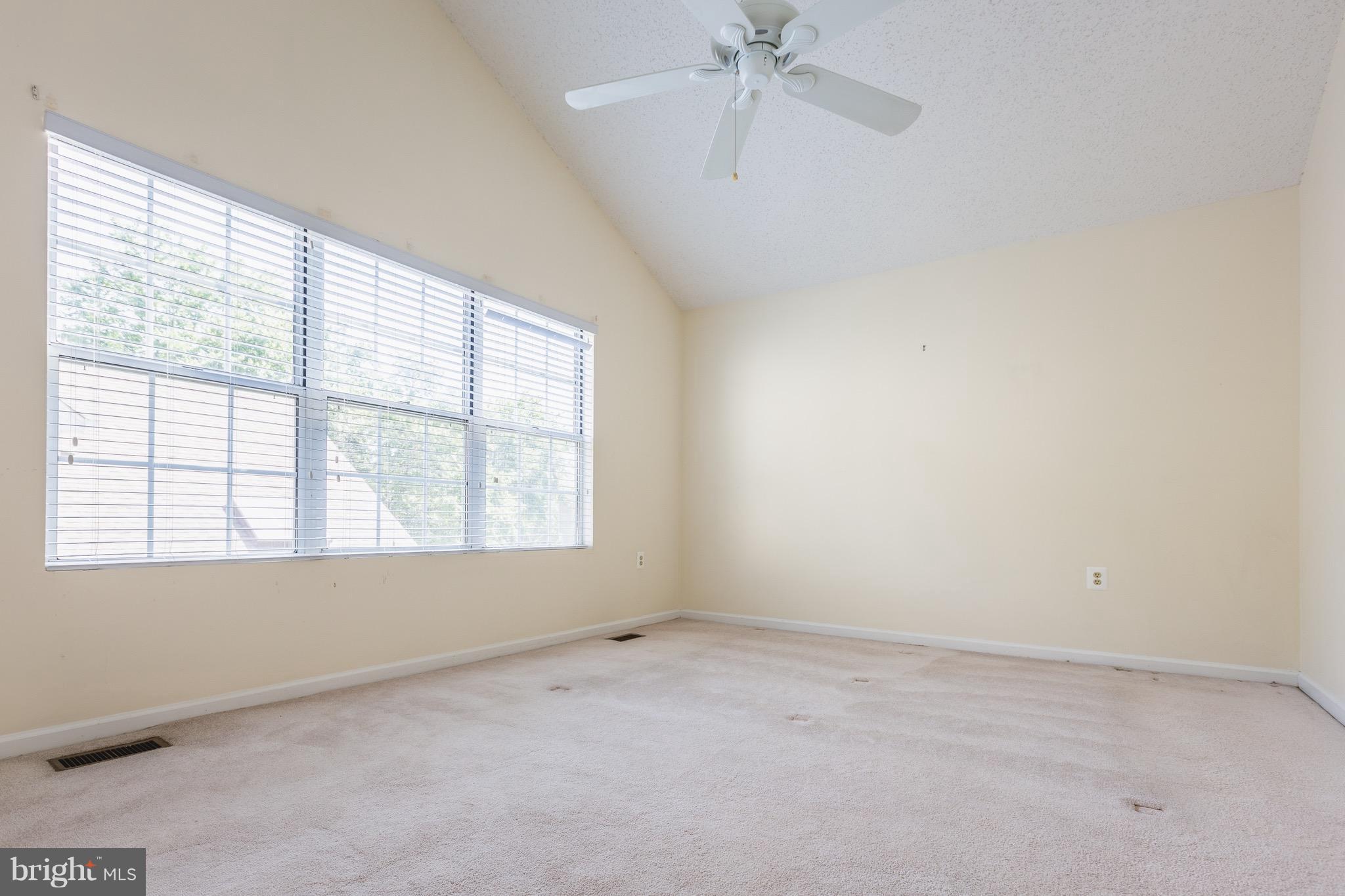 FOXRIDGE - Residential Lease