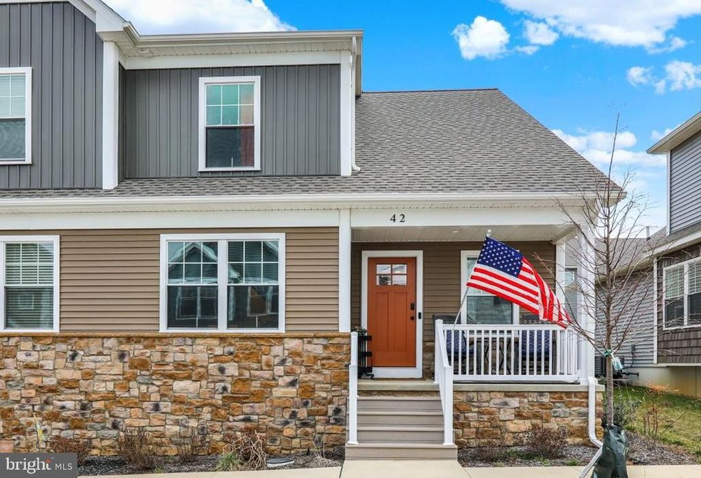 Photo of 42 Pacific Boulevard, EPHRATA, PA 17522 (MLS # PALA2066622)