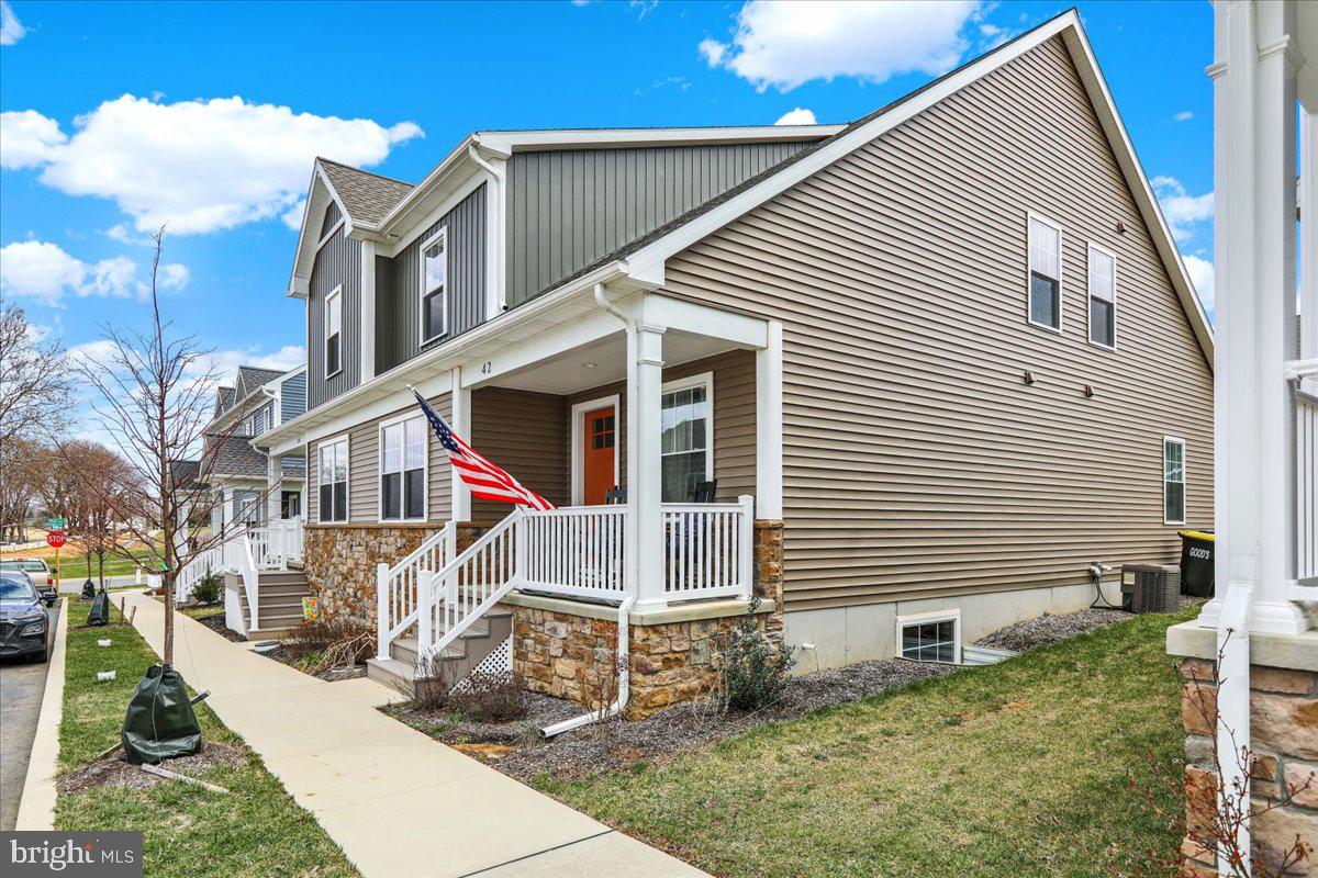 WABASH LANDING - Residential