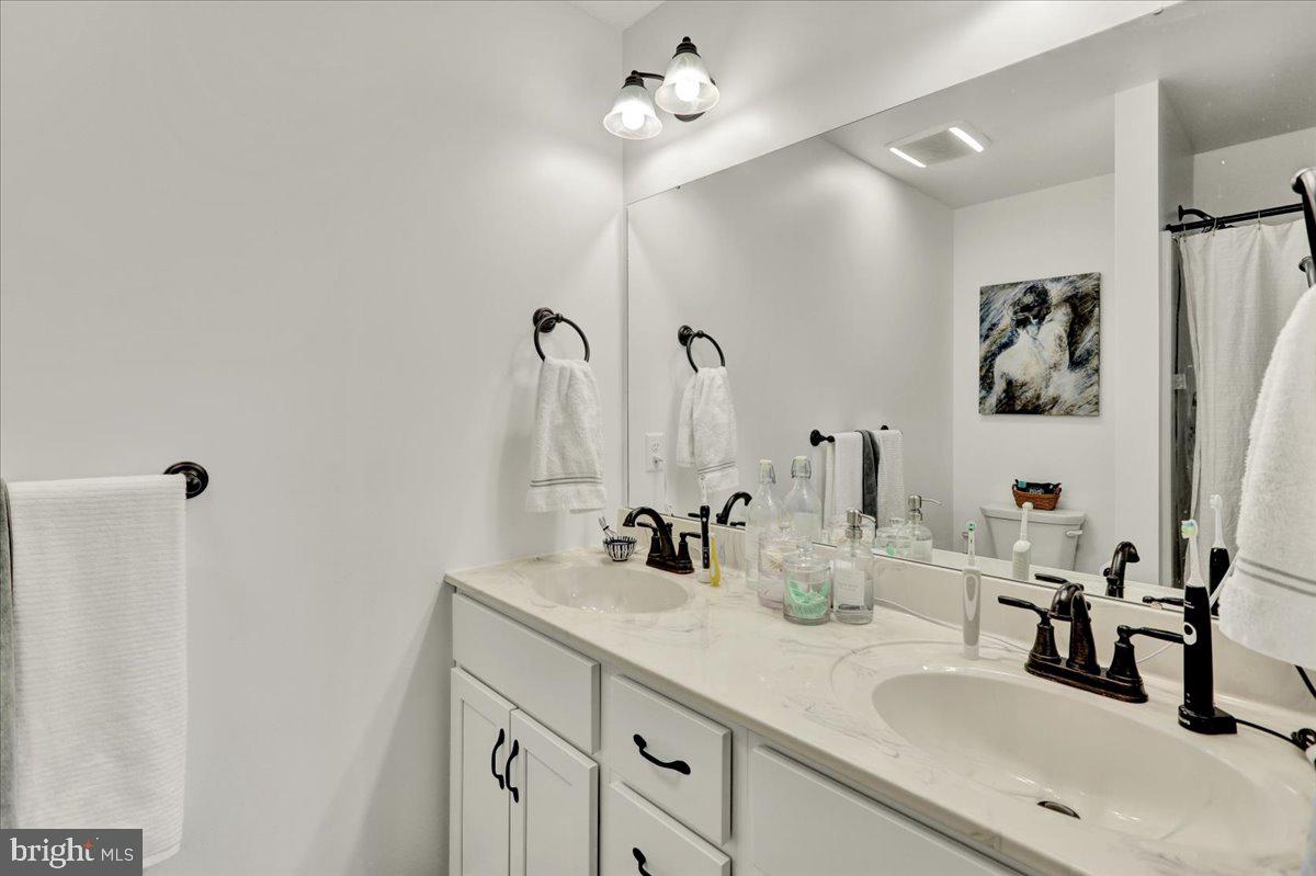 WABASH LANDING - Residential