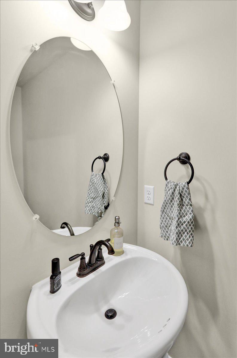 WABASH LANDING - Residential