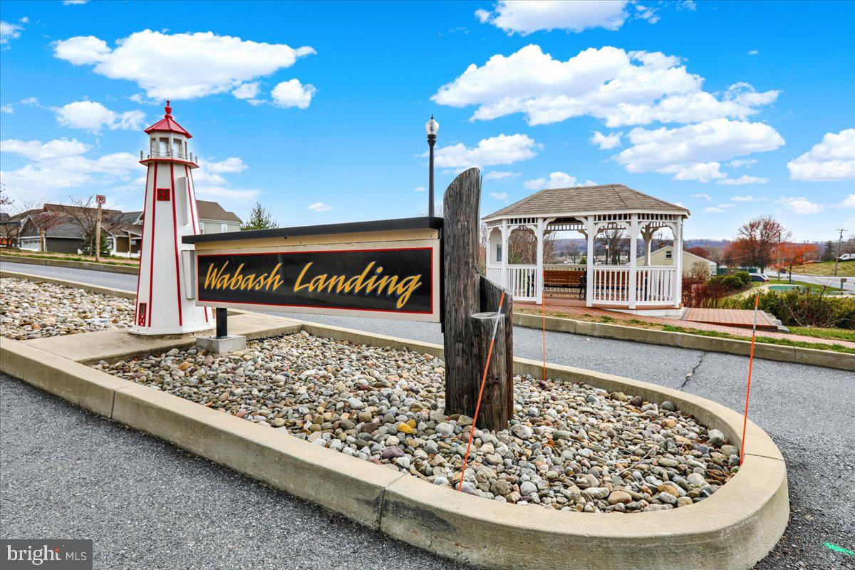 WABASH LANDING - Residential