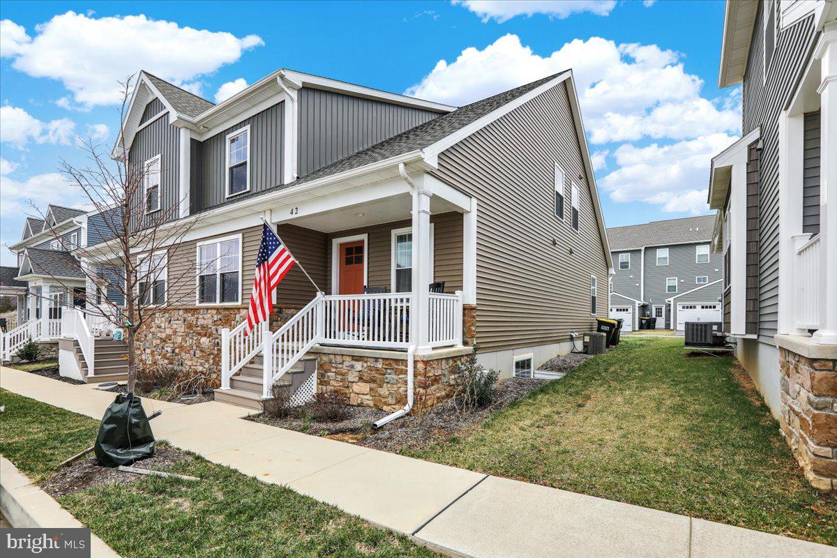 WABASH LANDING - Residential