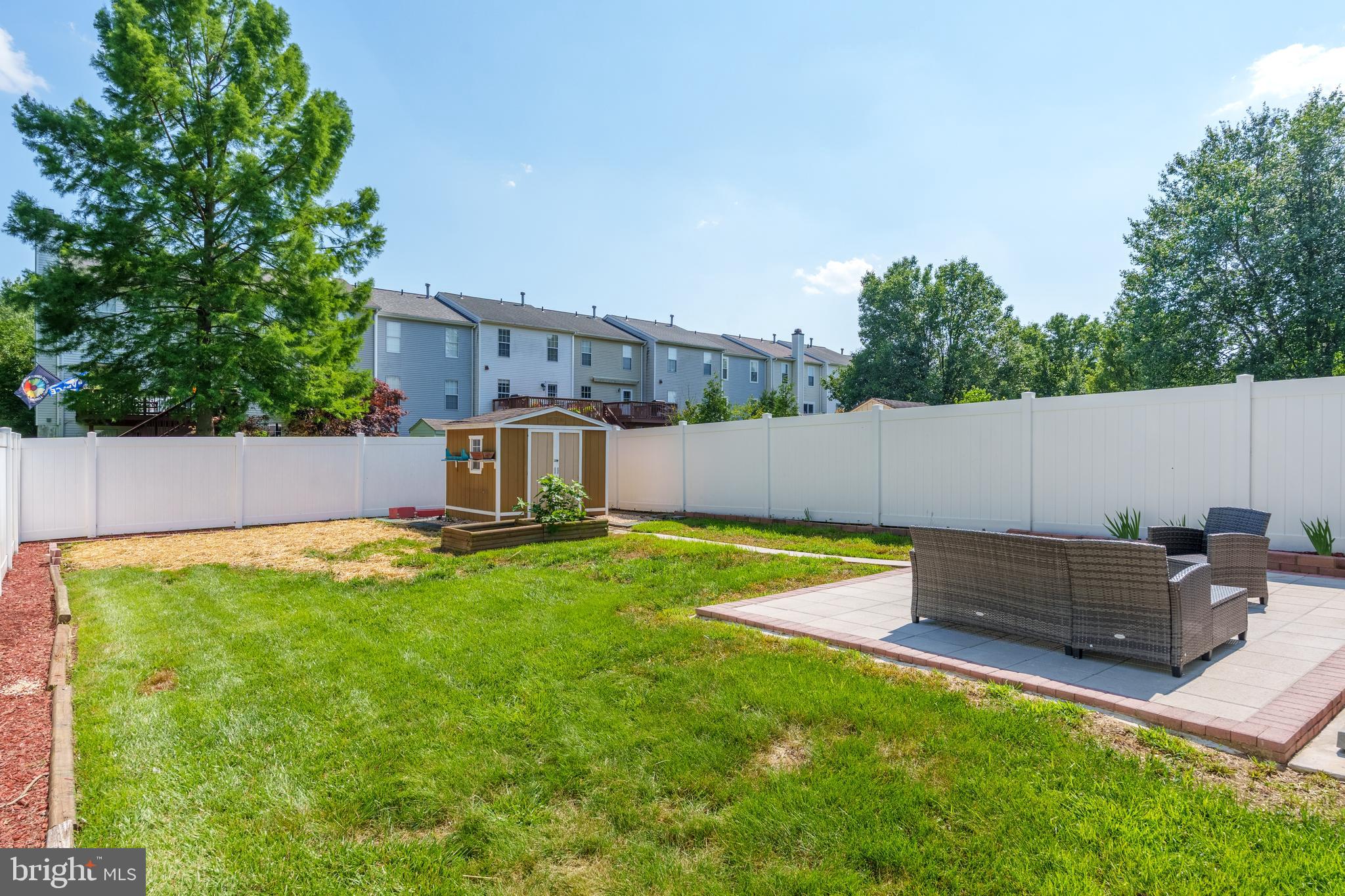 18 E GALLOWAY COURT