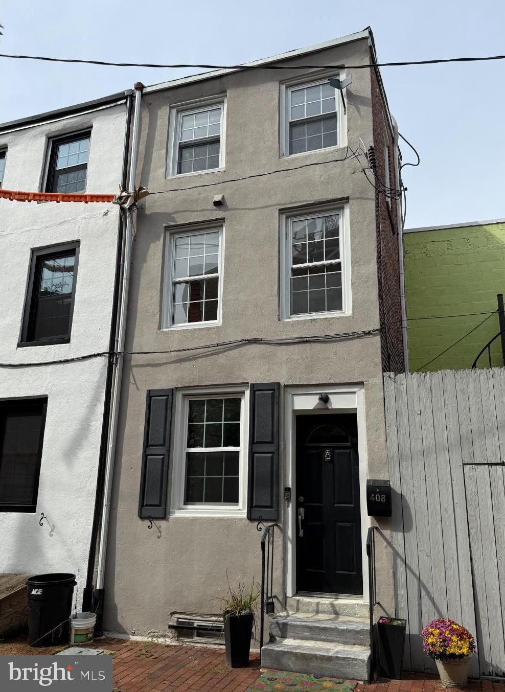 WASHINGTON SQ WEST - Residential