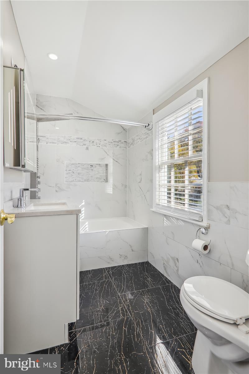 NORTH BETHESDA GROVE - Residential Lease