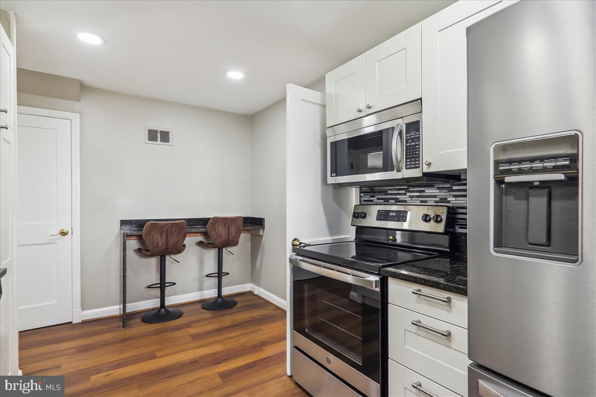 NORTH BETHESDA GROVE - Residential Lease