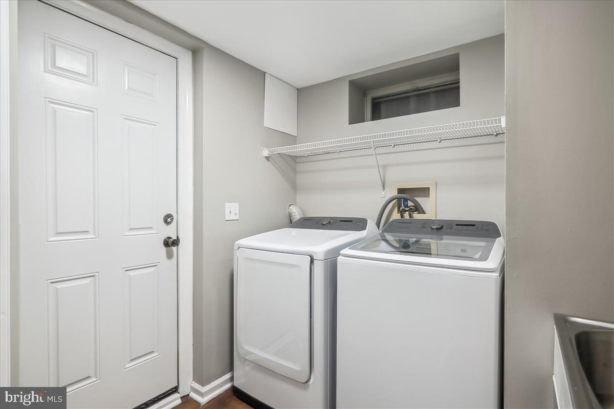 NORTH BETHESDA GROVE - Residential Lease