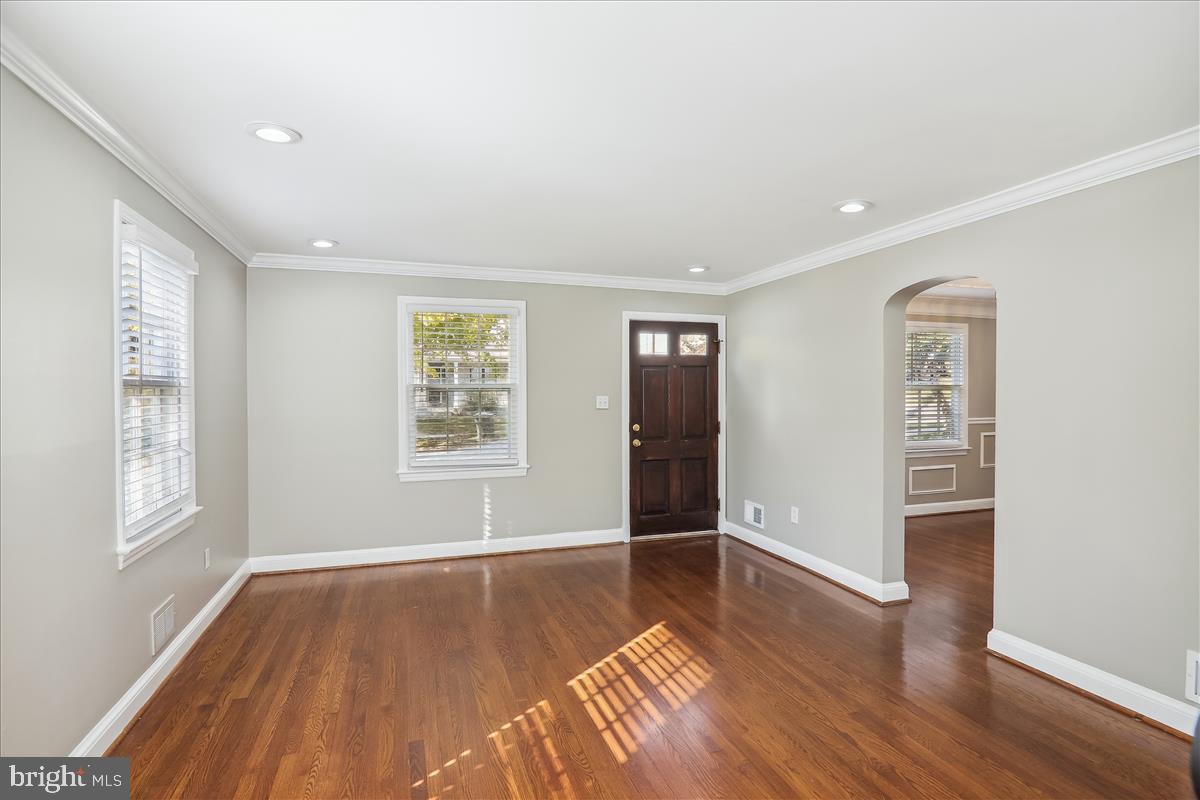 NORTH BETHESDA GROVE - Residential Lease