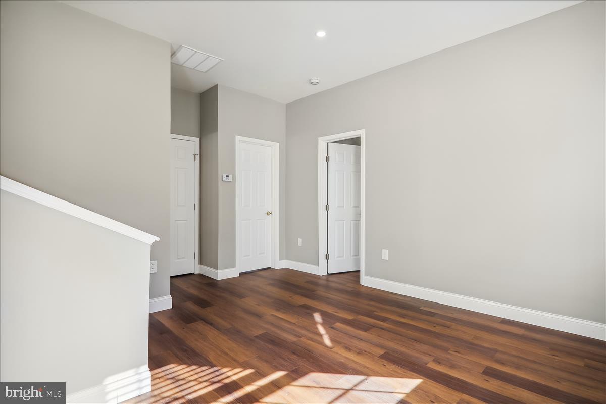 NORTH BETHESDA GROVE - Residential Lease