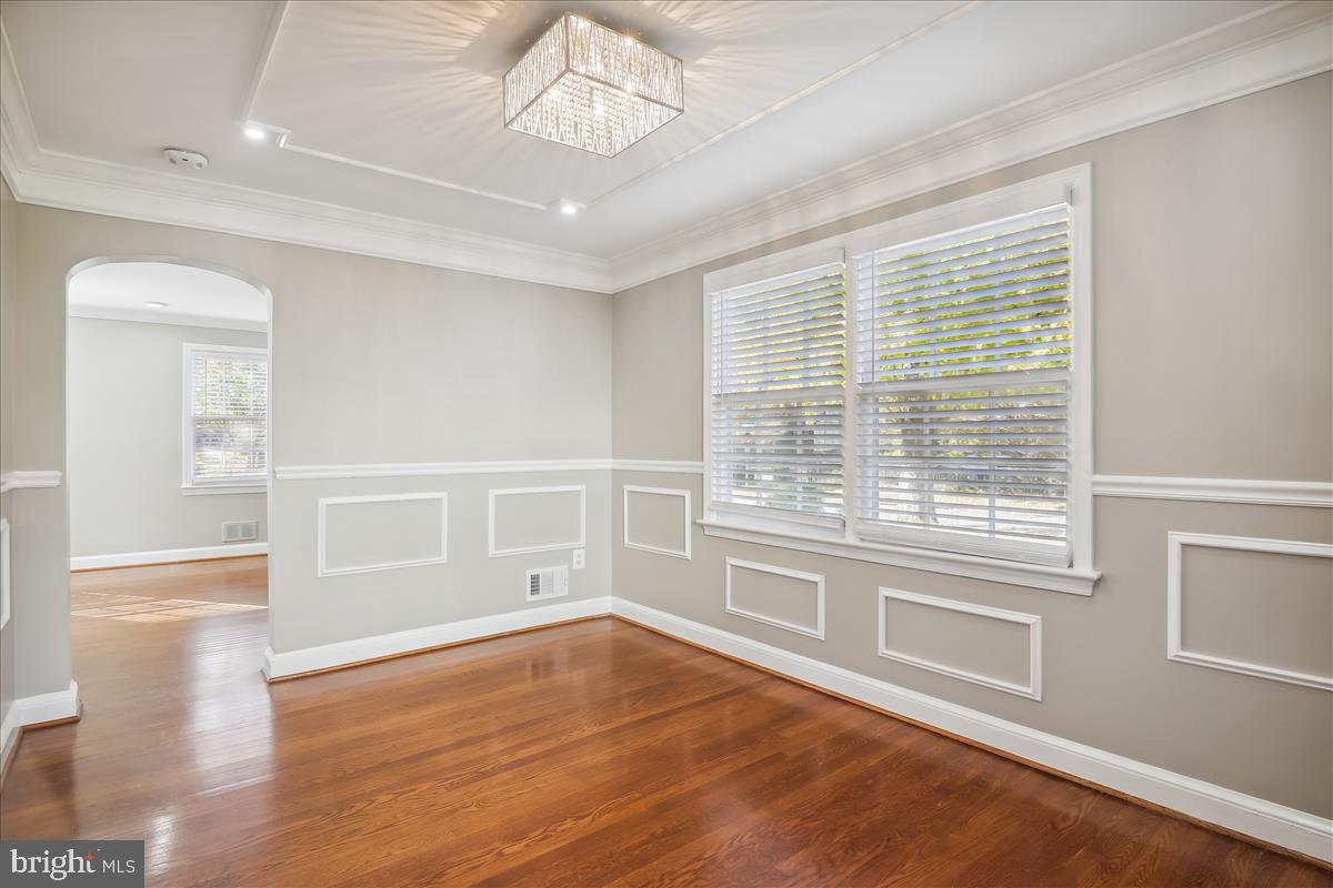 NORTH BETHESDA GROVE - Residential Lease