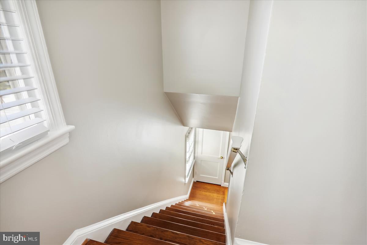 NORTH BETHESDA GROVE - Residential Lease