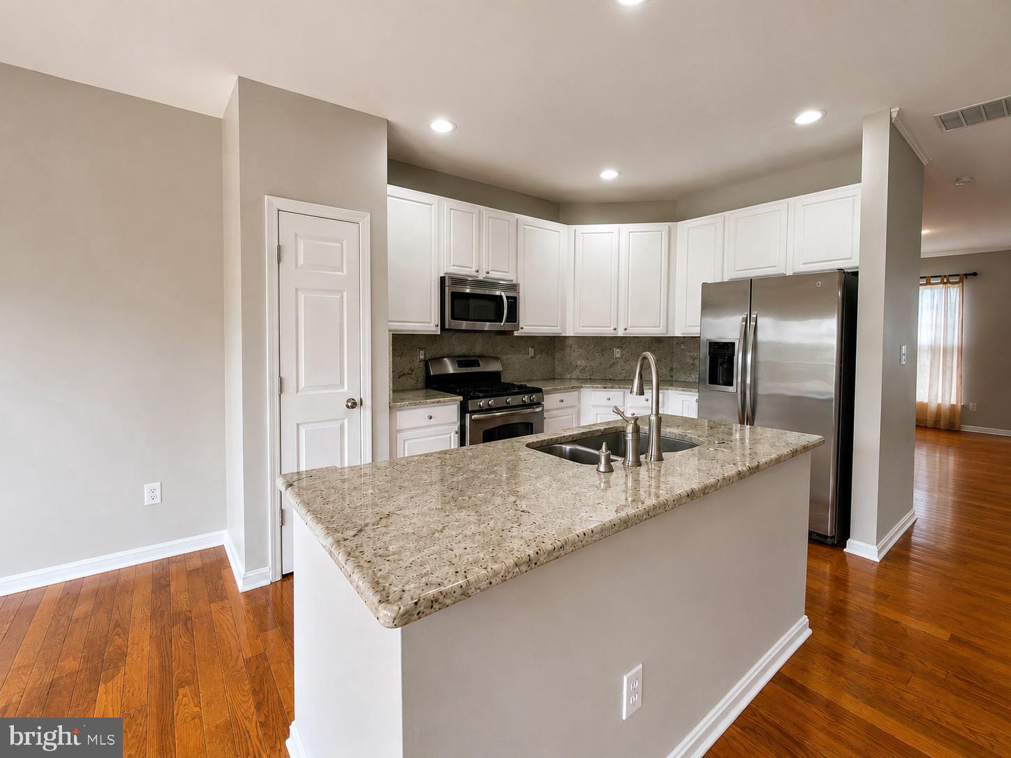 21002 KITTANNING LANE