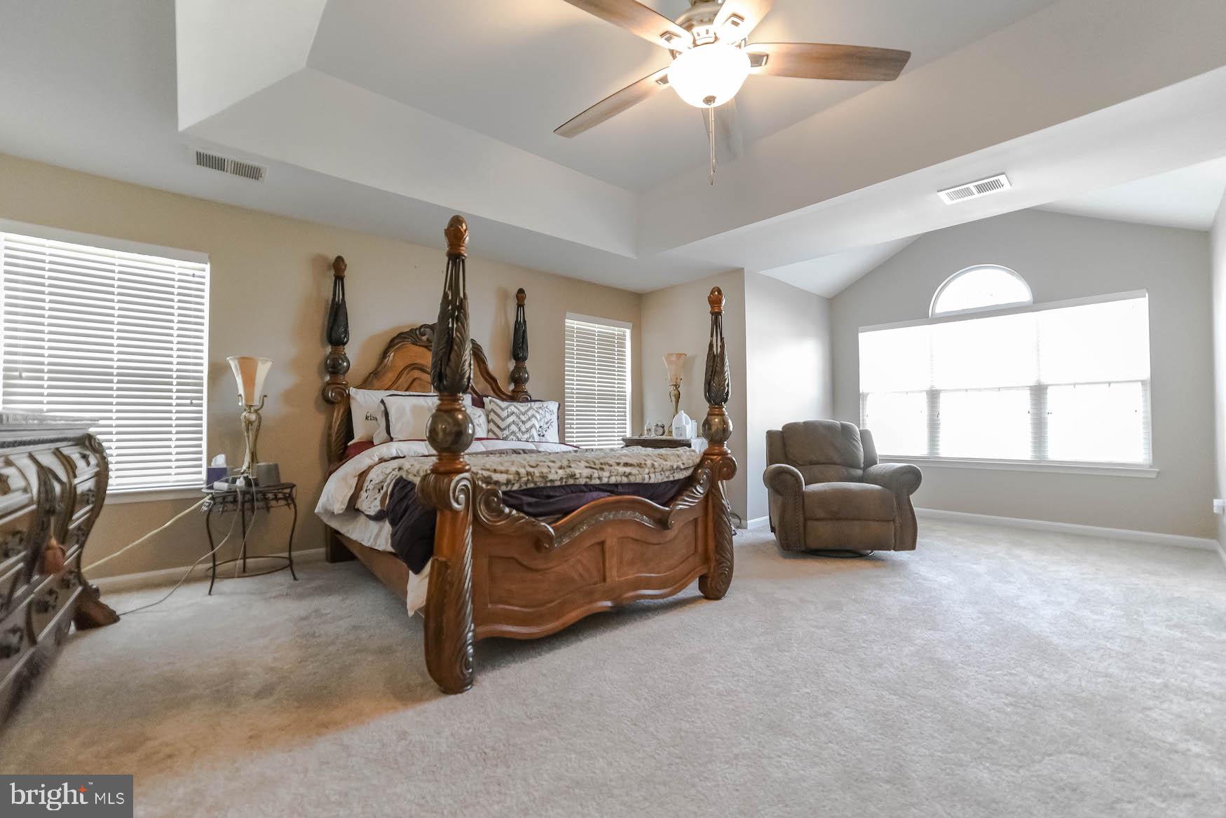 SOUTHWOODS - Residential