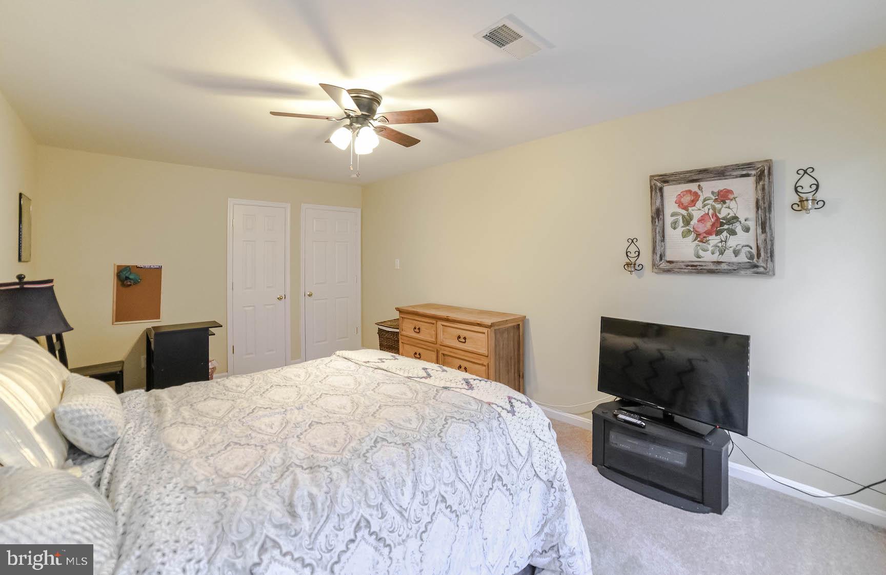 SOUTHWOODS - Residential