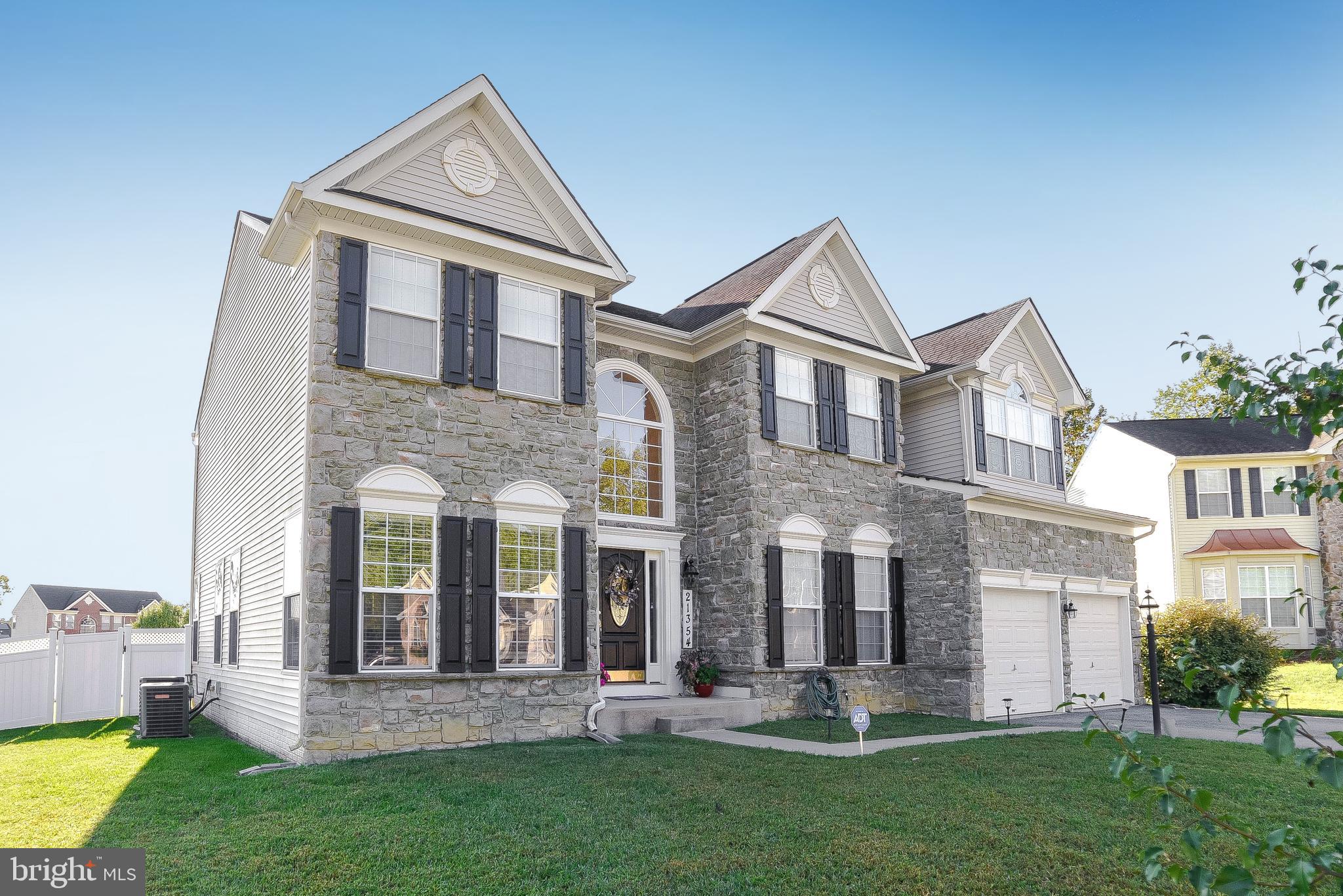 SOUTHWOODS - Residential