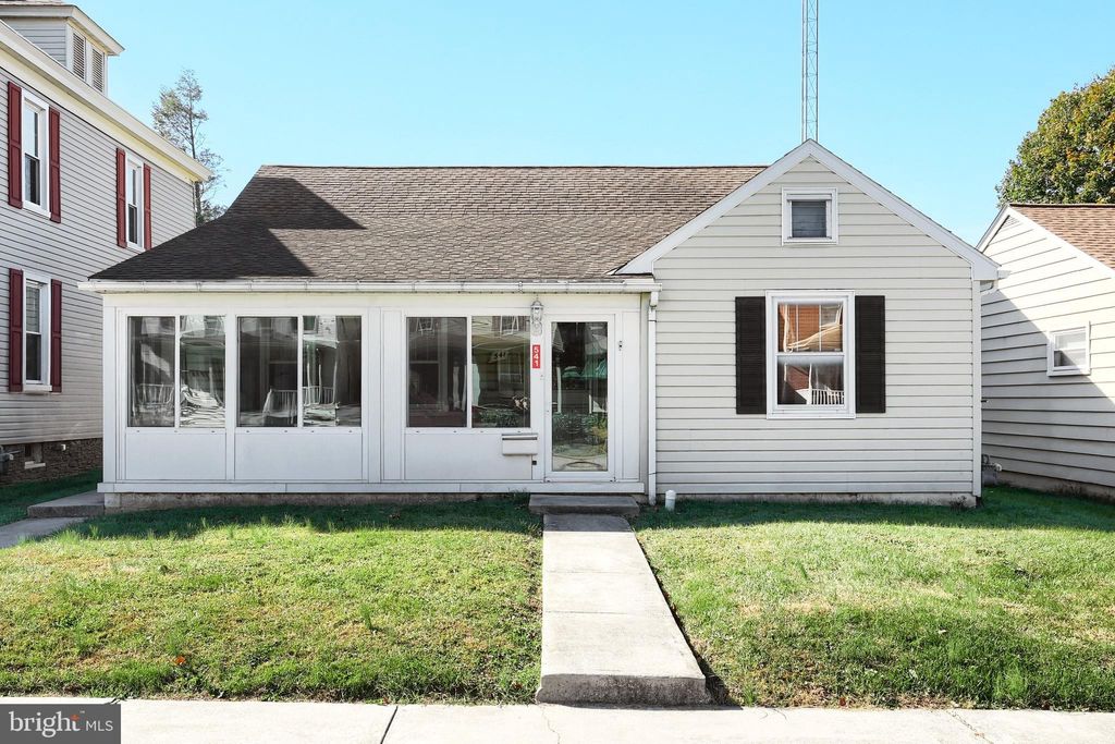 Photo of 541 S Franklin Street, HANOVER, PA 17331 (MLS # PAYK2090620)