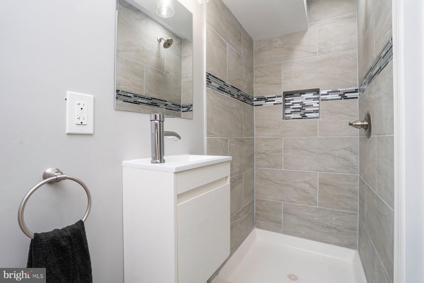 ARLINGTON - Residential