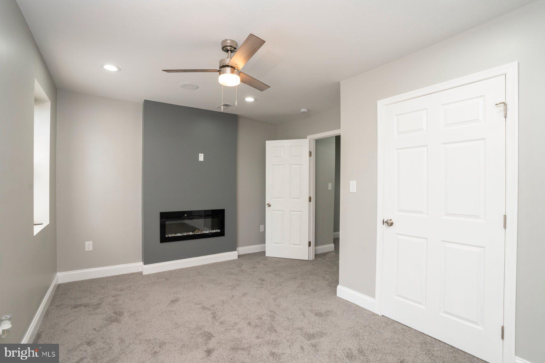 ARLINGTON - Residential