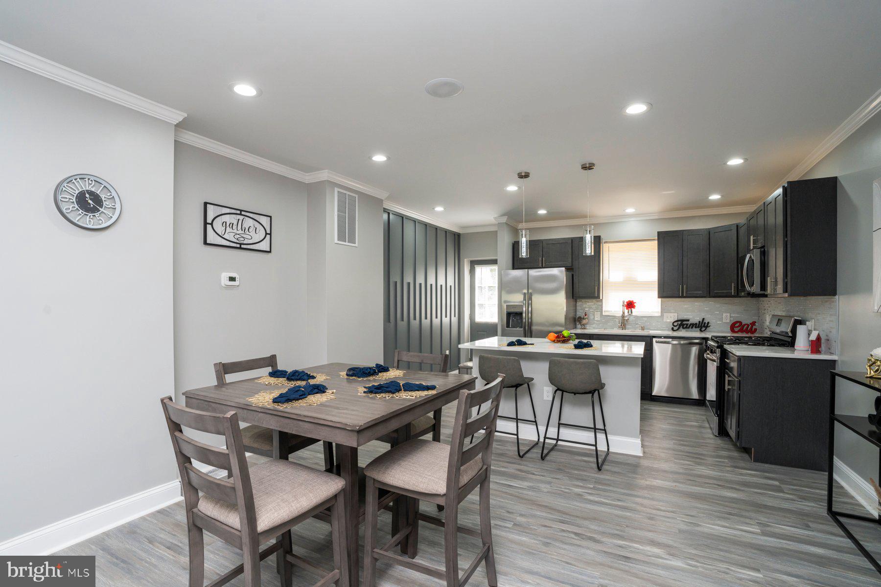 ARLINGTON - Residential