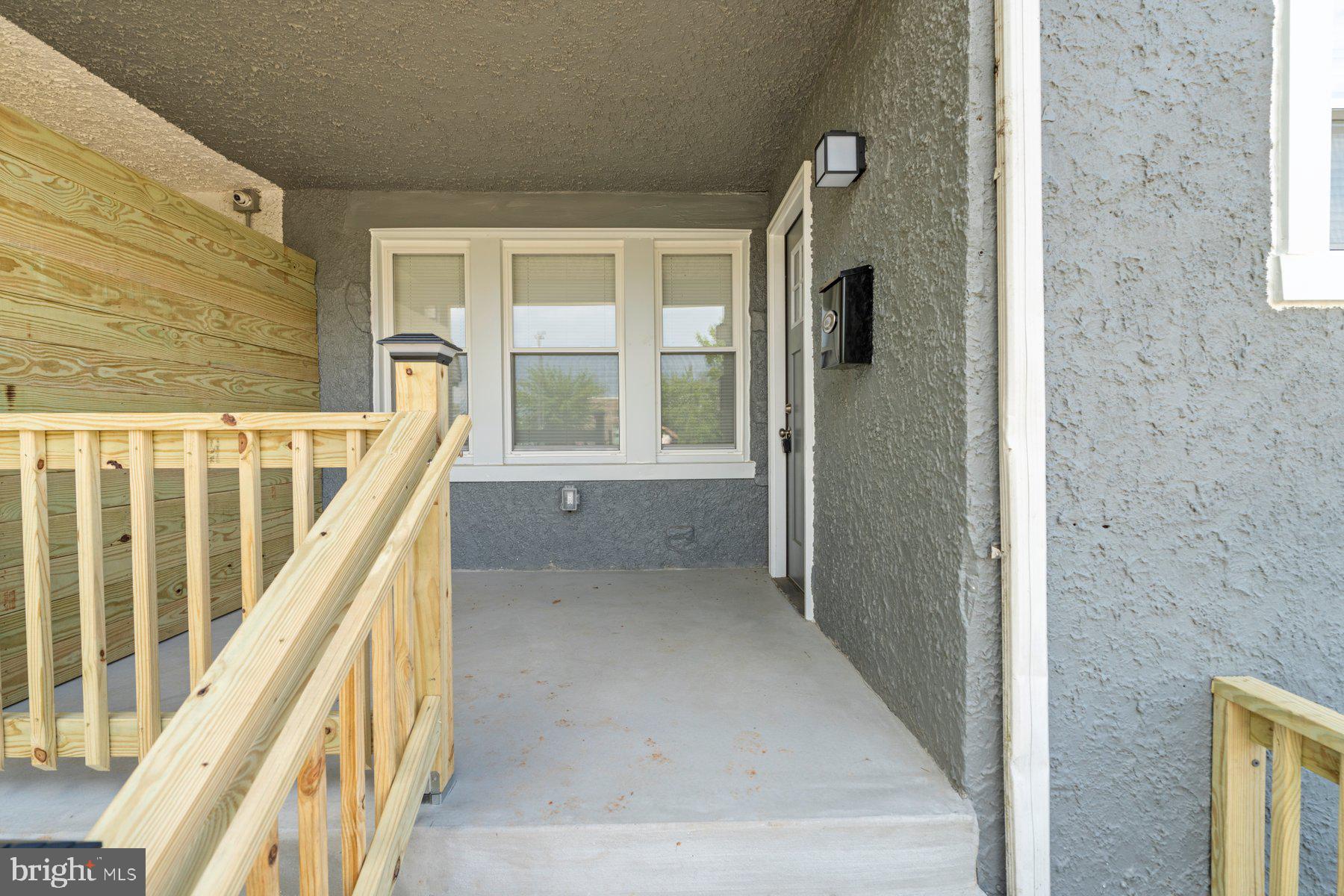 ARLINGTON - Residential