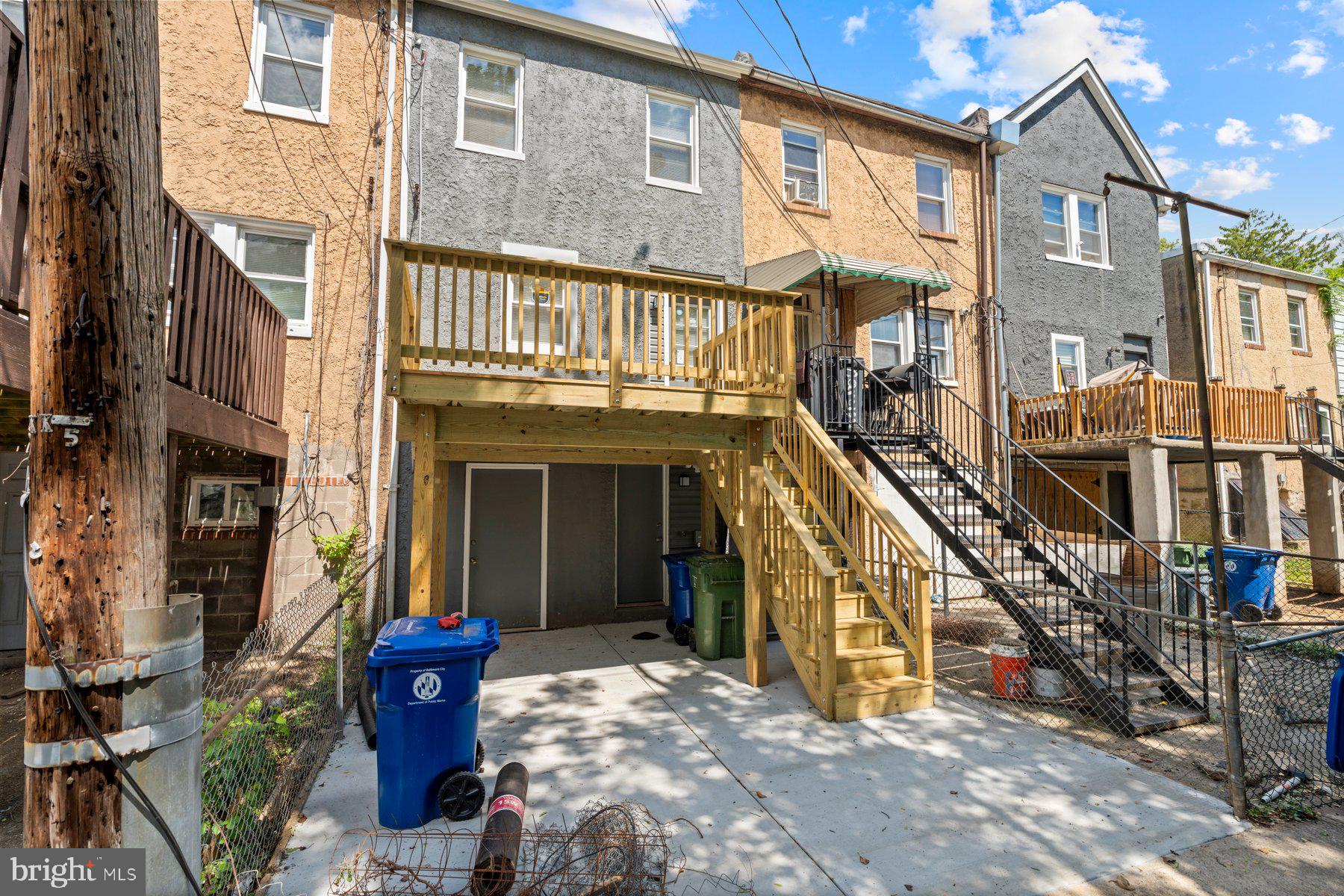 ARLINGTON - Residential