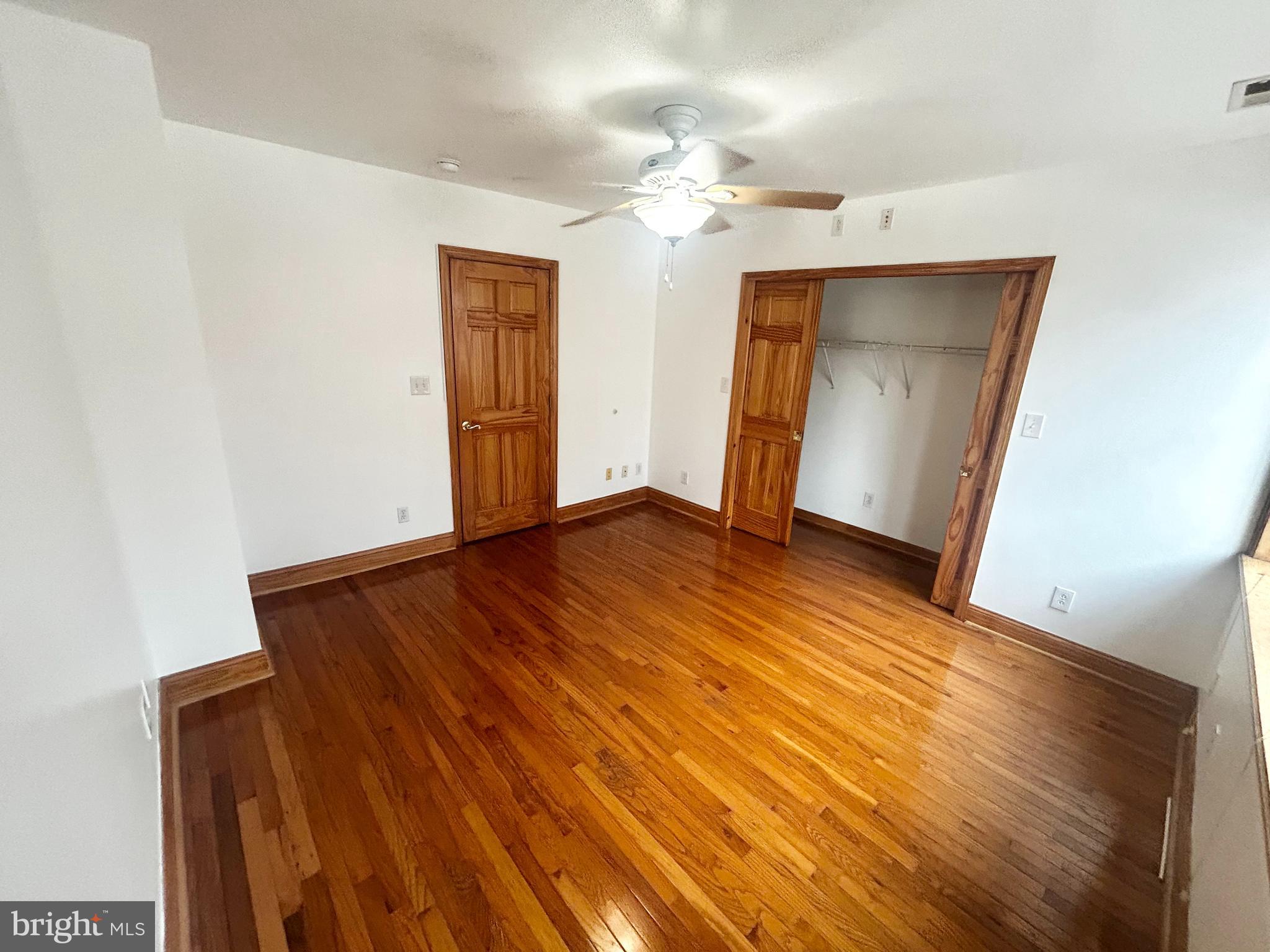 FAIRMOUNT - Residential Lease