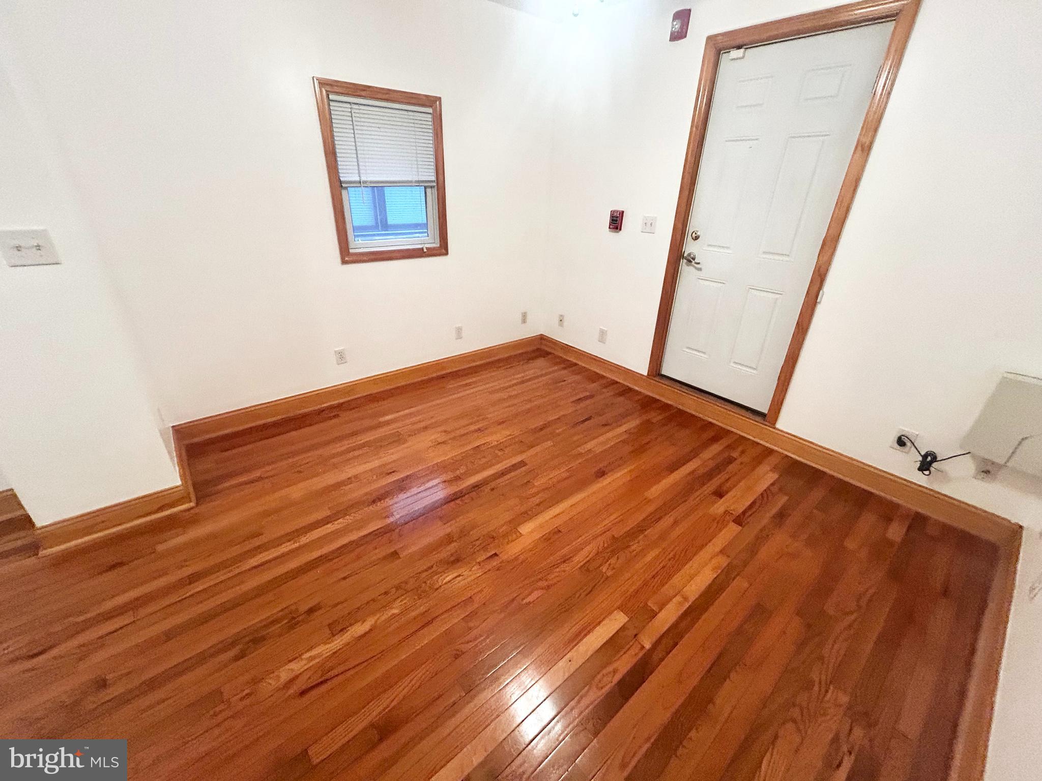 FAIRMOUNT - Residential Lease