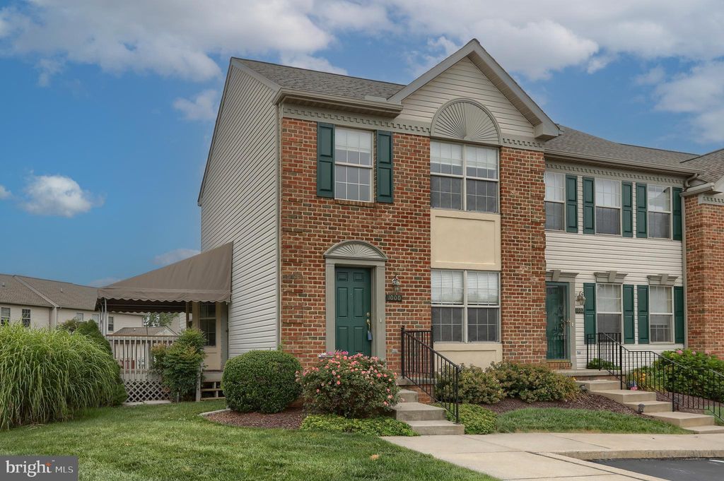 Photo of 1000 Cobblestone Lane, LANCASTER, PA 17601 (MLS # PALA2074416)