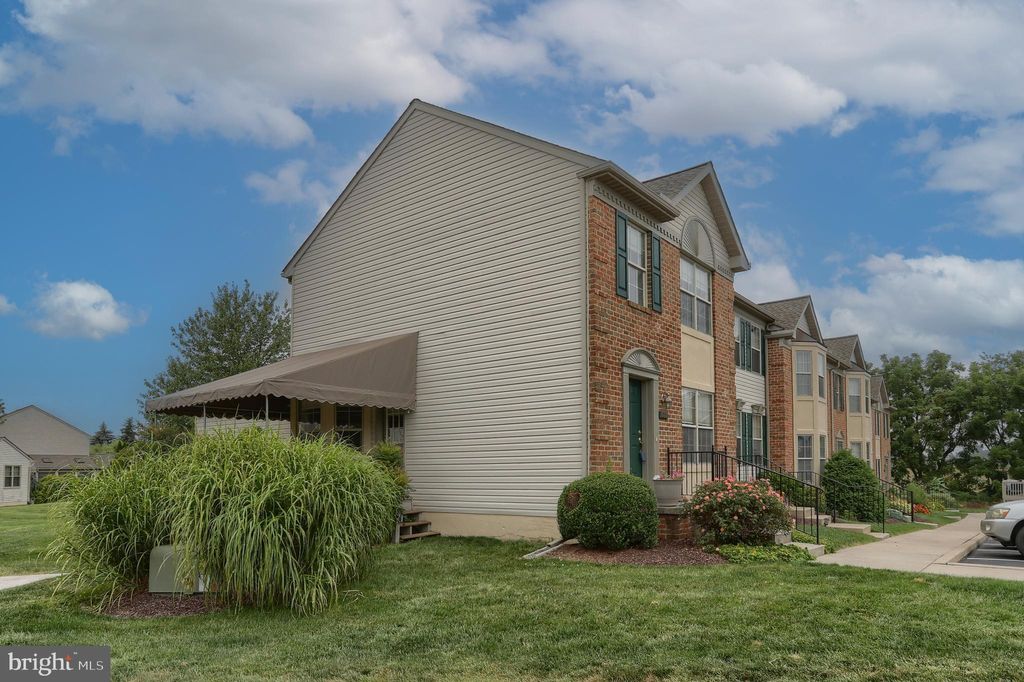 Photo of 1000 Cobblestone Lane, LANCASTER, PA 17601 (MLS # PALA2074416)