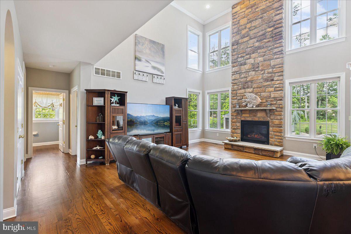 COVENTRY MEADOWS - Residential