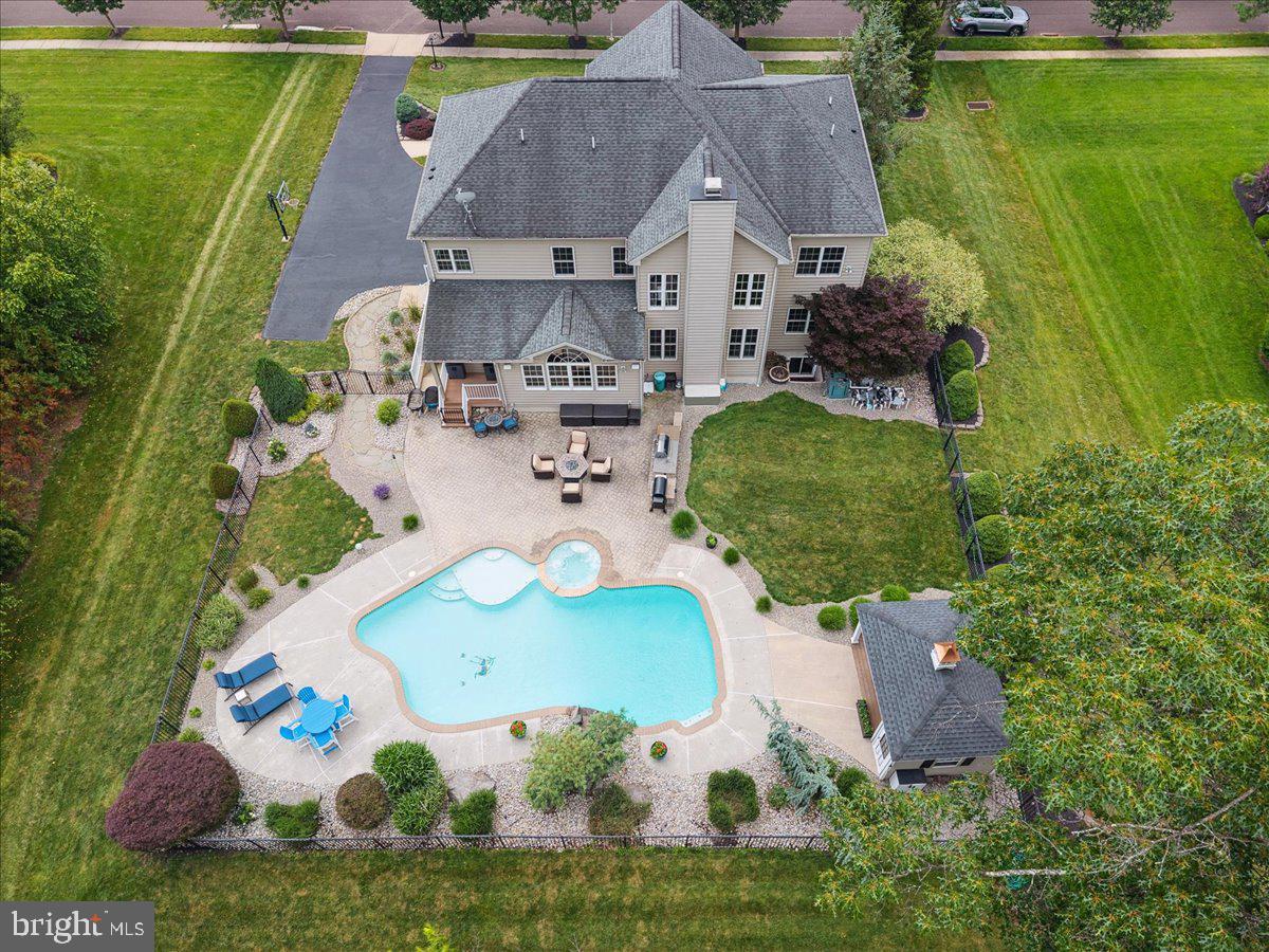 COVENTRY MEADOWS - Residential