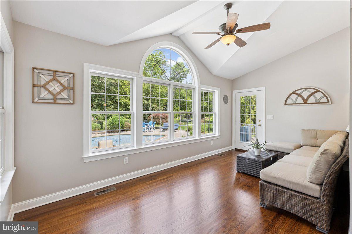 COVENTRY MEADOWS - Residential