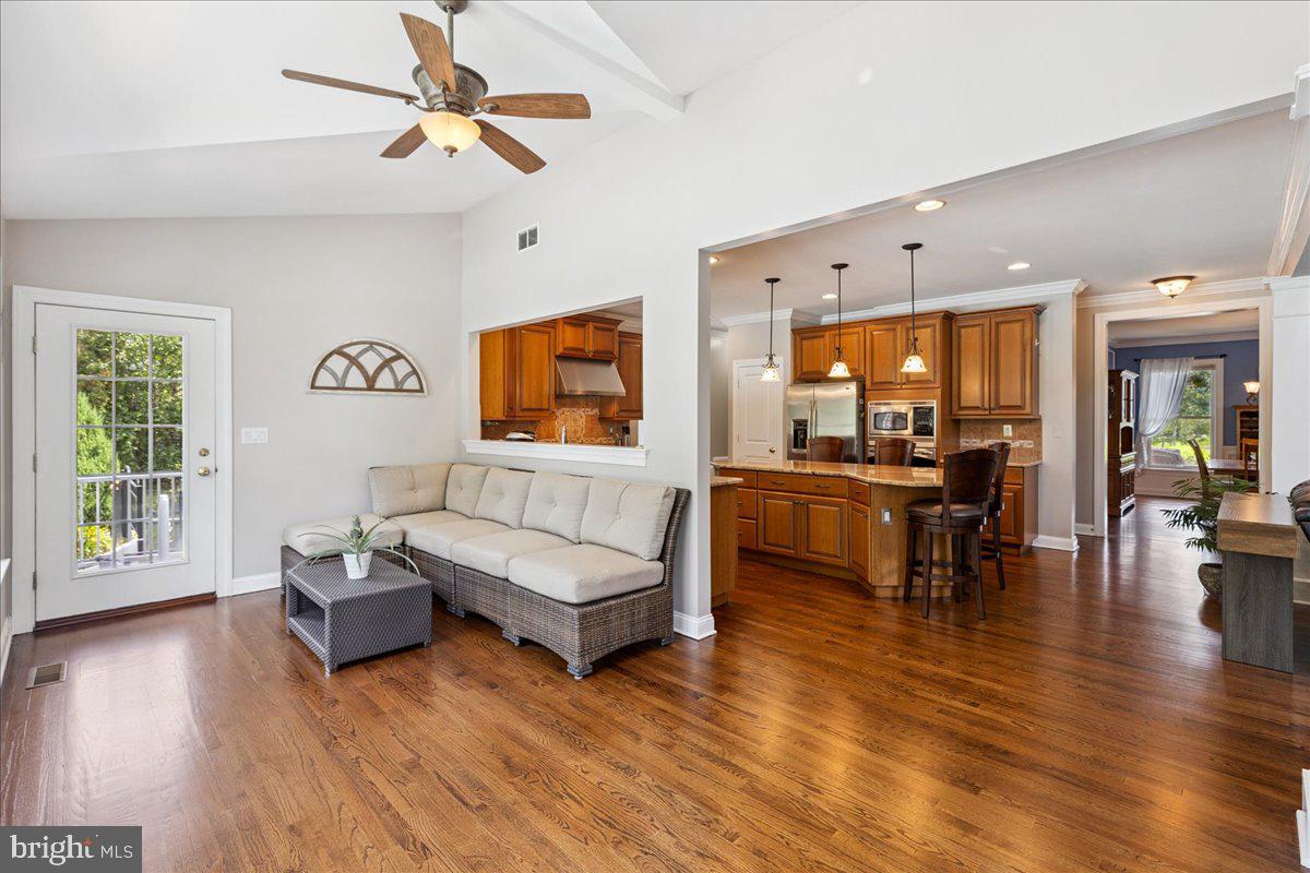 COVENTRY MEADOWS - Residential