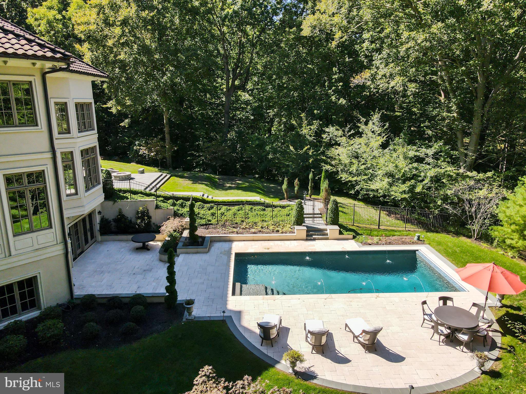 LANGLEY OAKS - Residential