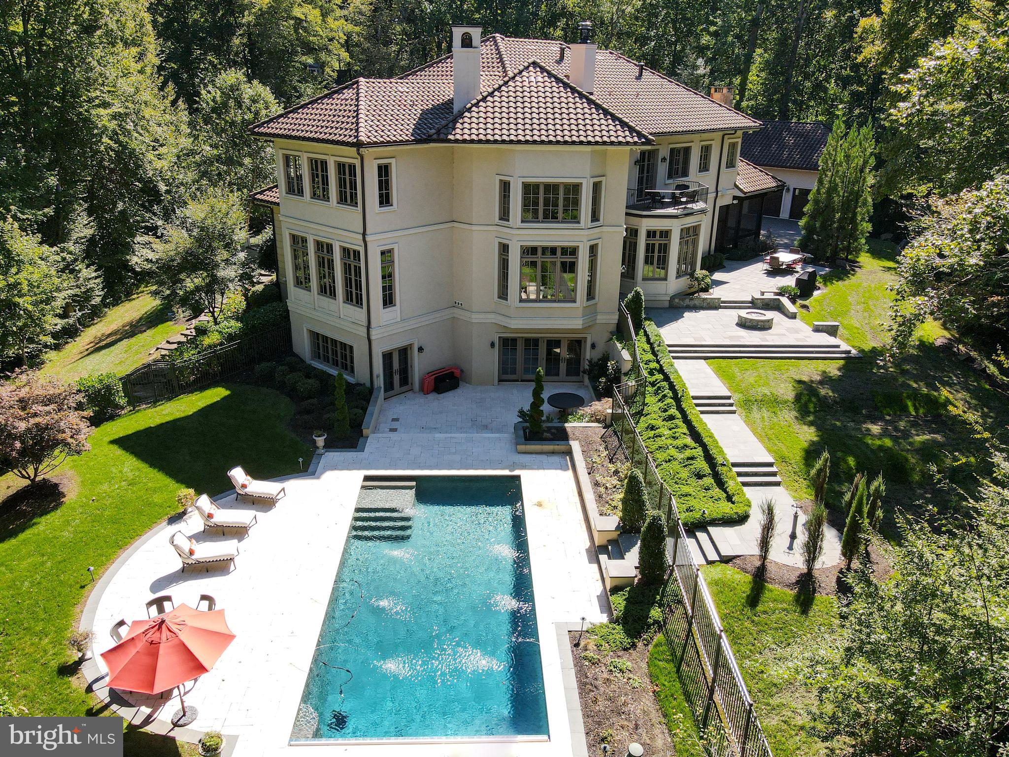 LANGLEY OAKS - Residential