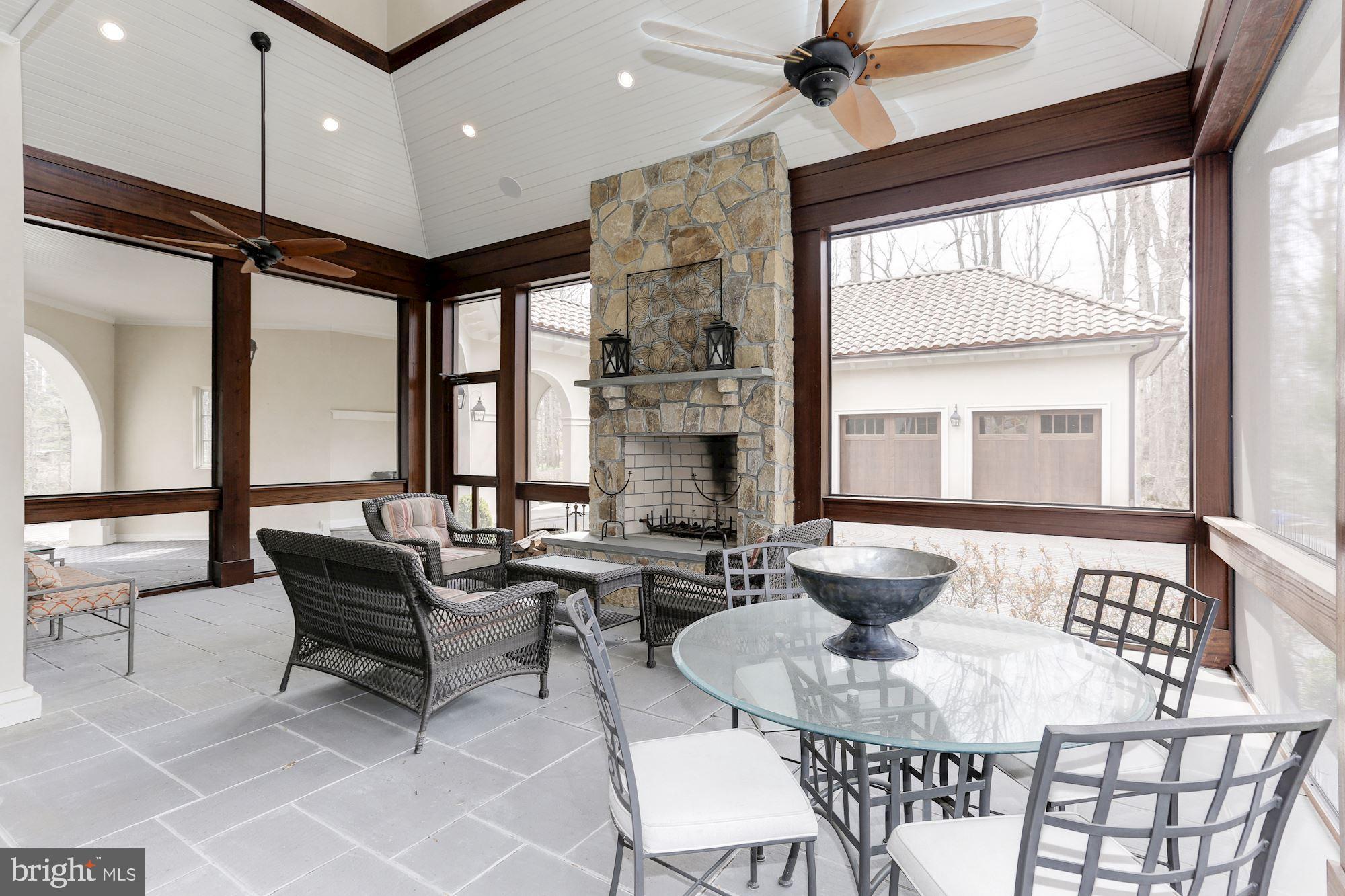 LANGLEY OAKS - Residential