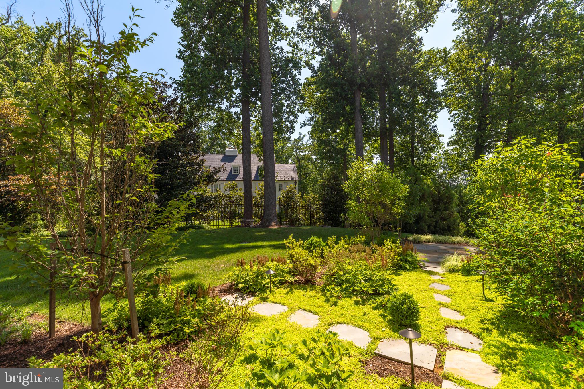WESLEY HEIGHTS - Residential