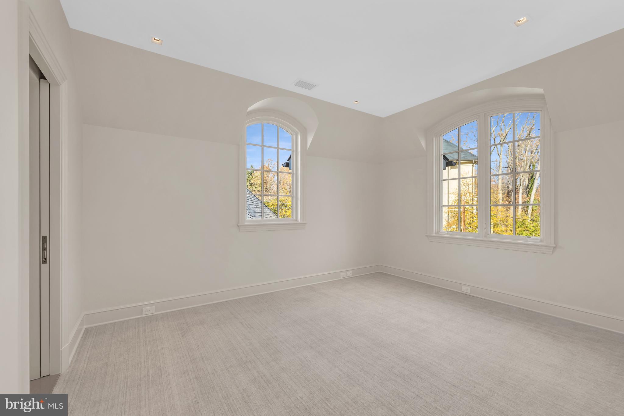 WESLEY HEIGHTS - Residential