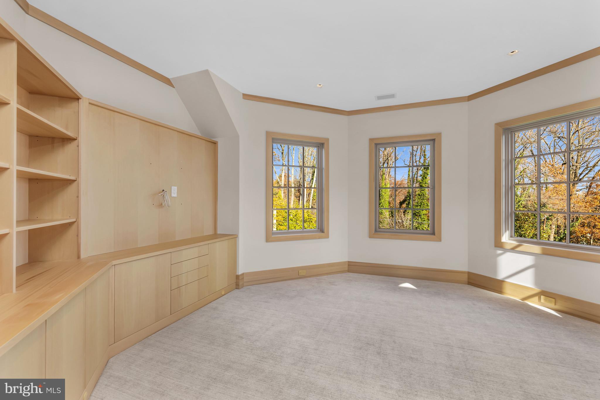 WESLEY HEIGHTS - Residential