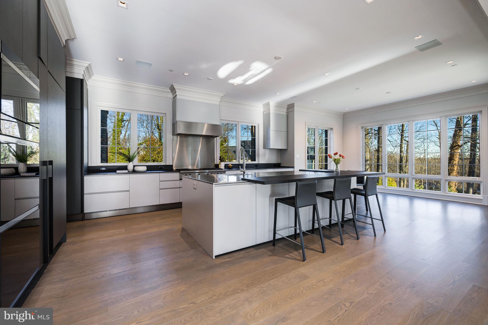 WESLEY HEIGHTS - Residential