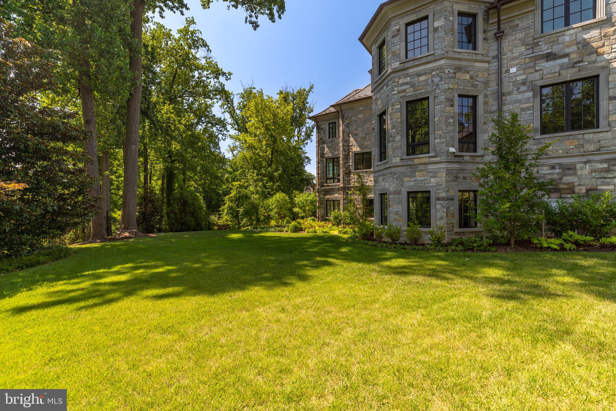 WESLEY HEIGHTS - Residential