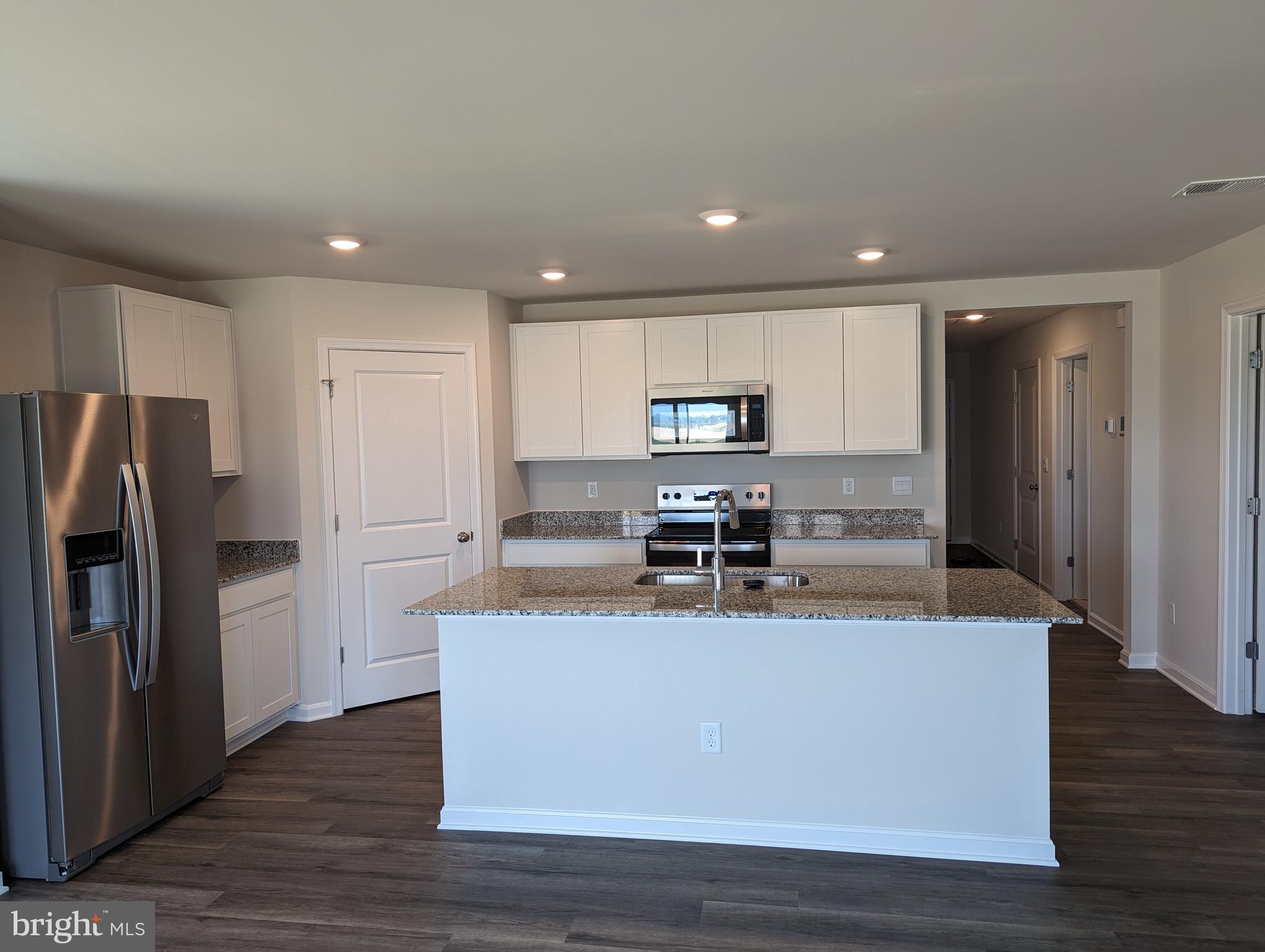 VALLEY VIEW - Residential Lease