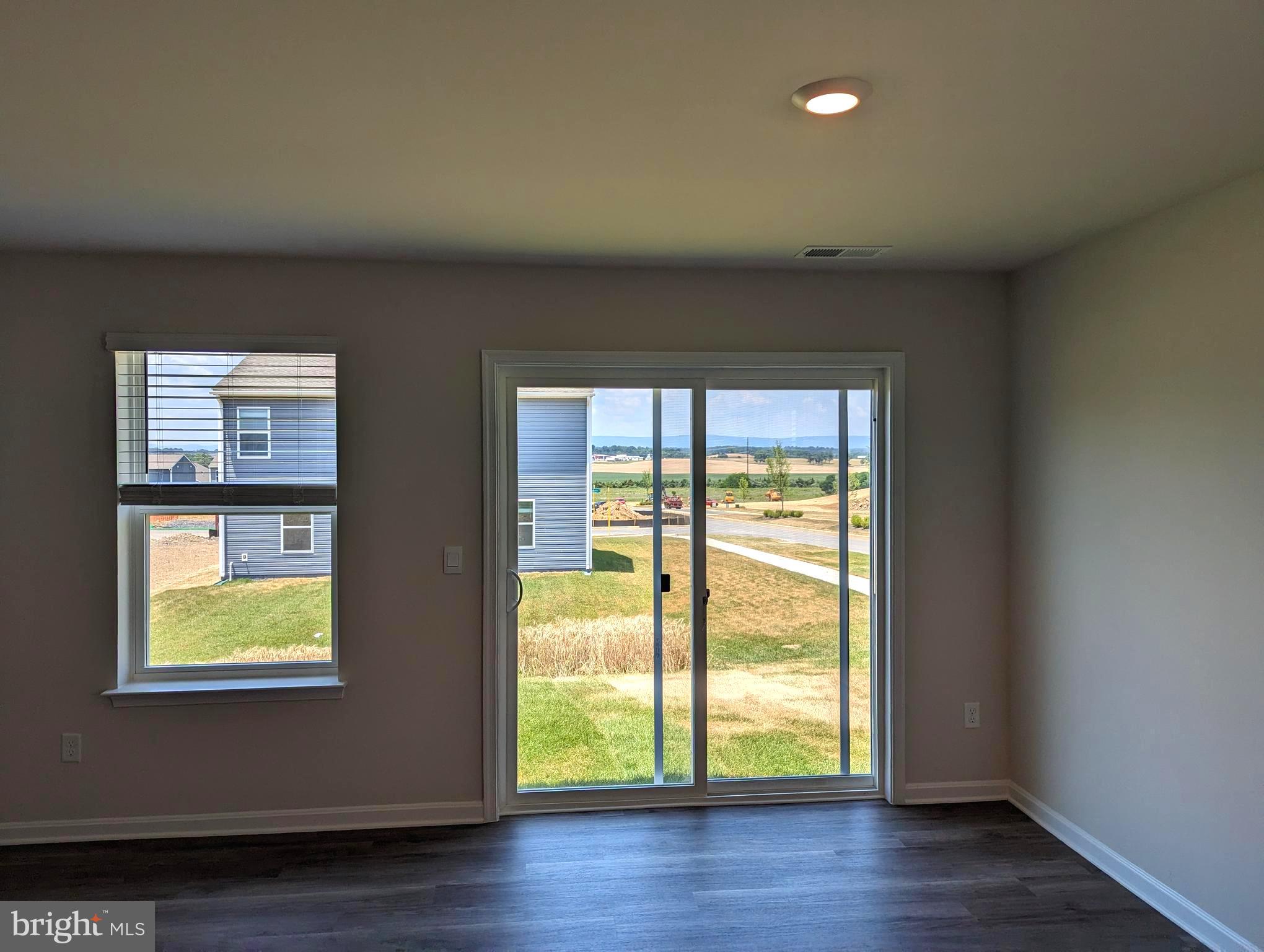 VALLEY VIEW - Residential Lease