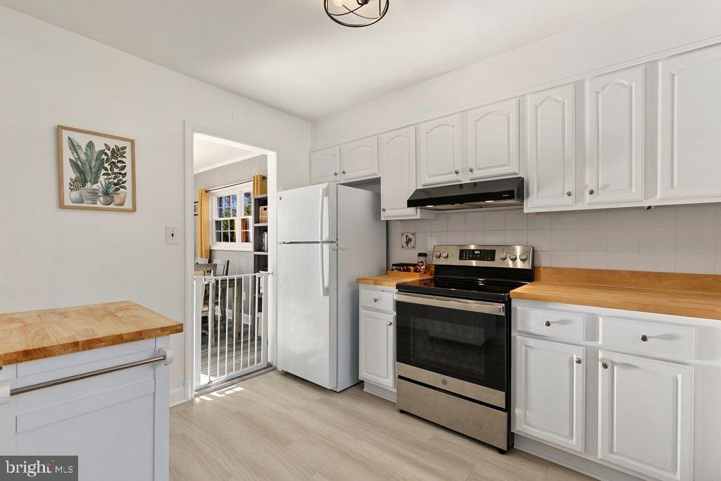 GLENVIEW - Residential